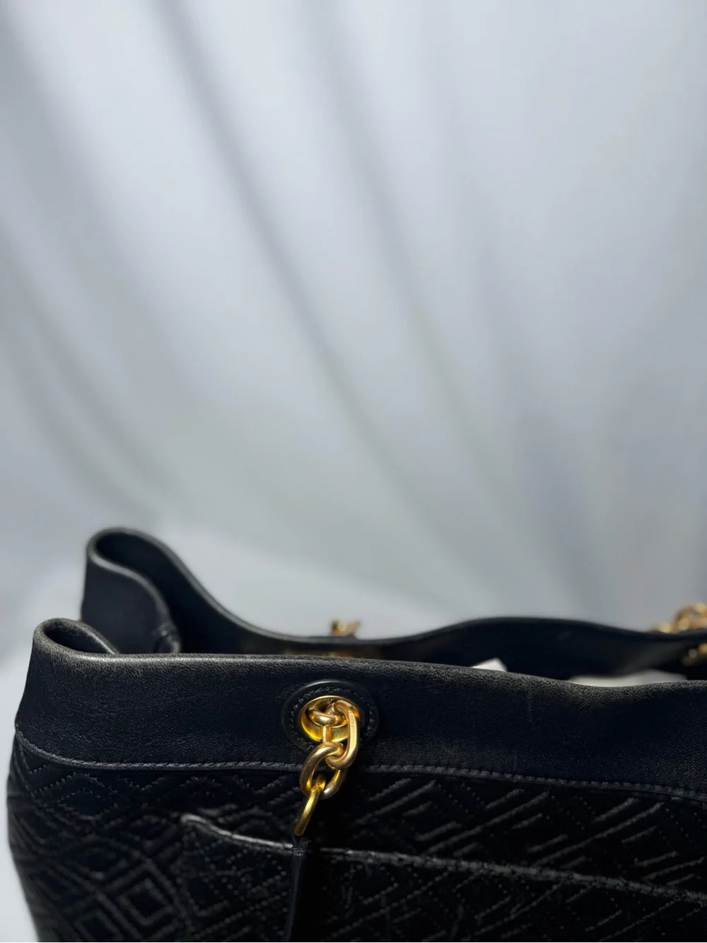 Tory Burch Fleming Quilted Leather Tote – Black/Gold